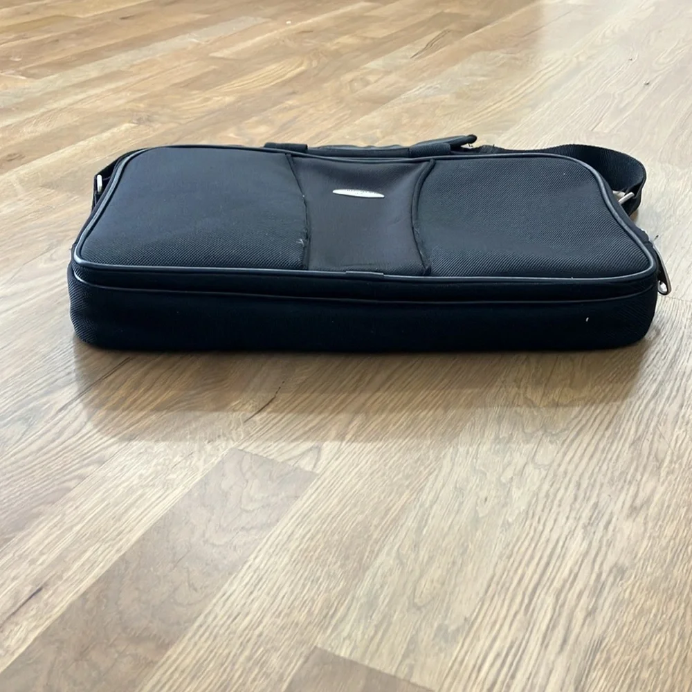 Samsonite Men’s Black Laptop Carry Case Soft Shell Technology Bag